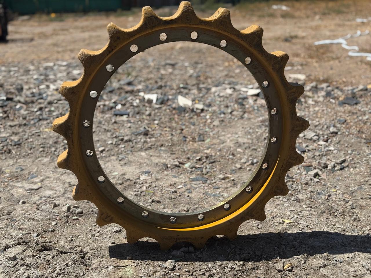 Sprocket Komatsu PC300-6